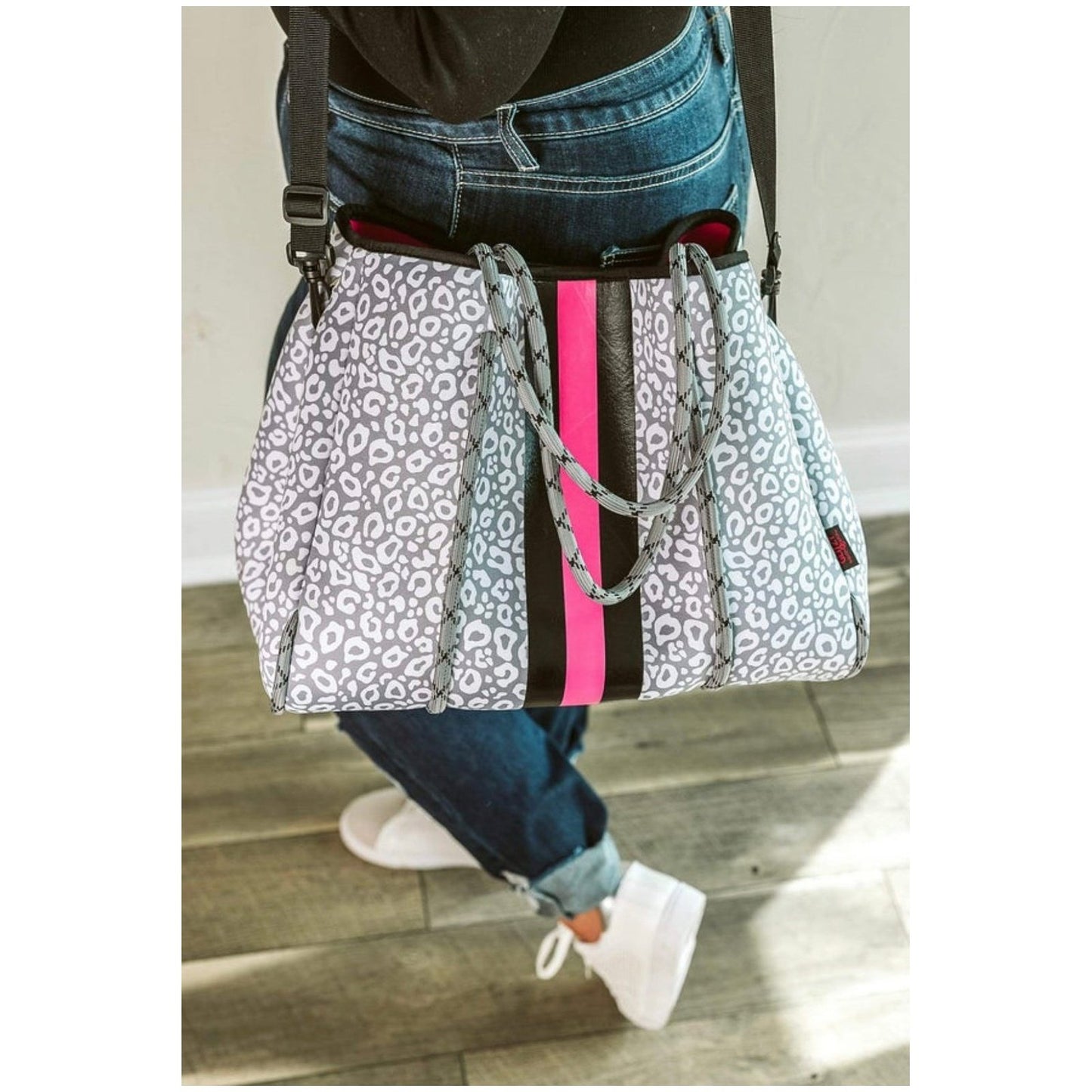 The Lauren Neoprene Bag with CrossBody | White Leopard