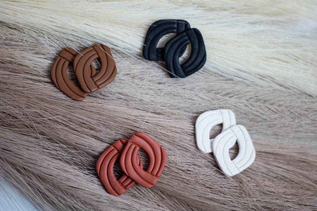 Curvy Line Clay Studs