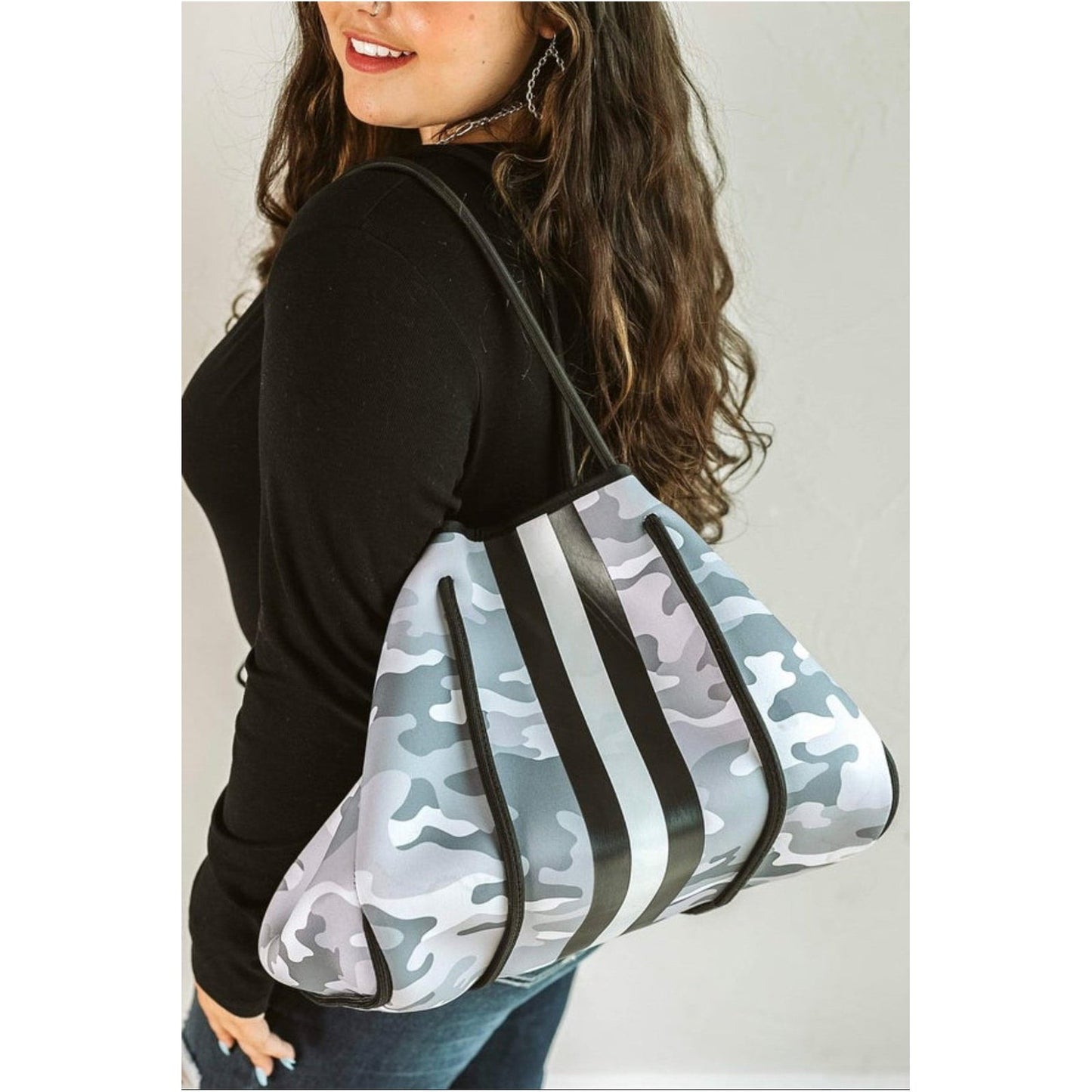 The Jess Neoprene Tote with CrossBody | Snow Camo